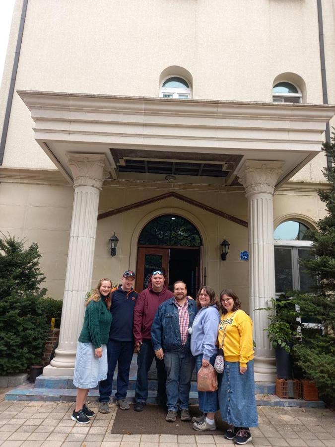 The Castle Stay Чхунчхон Екстер'єр фото